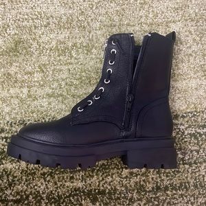 Dolce vita size 6.5 women’s size black worn once